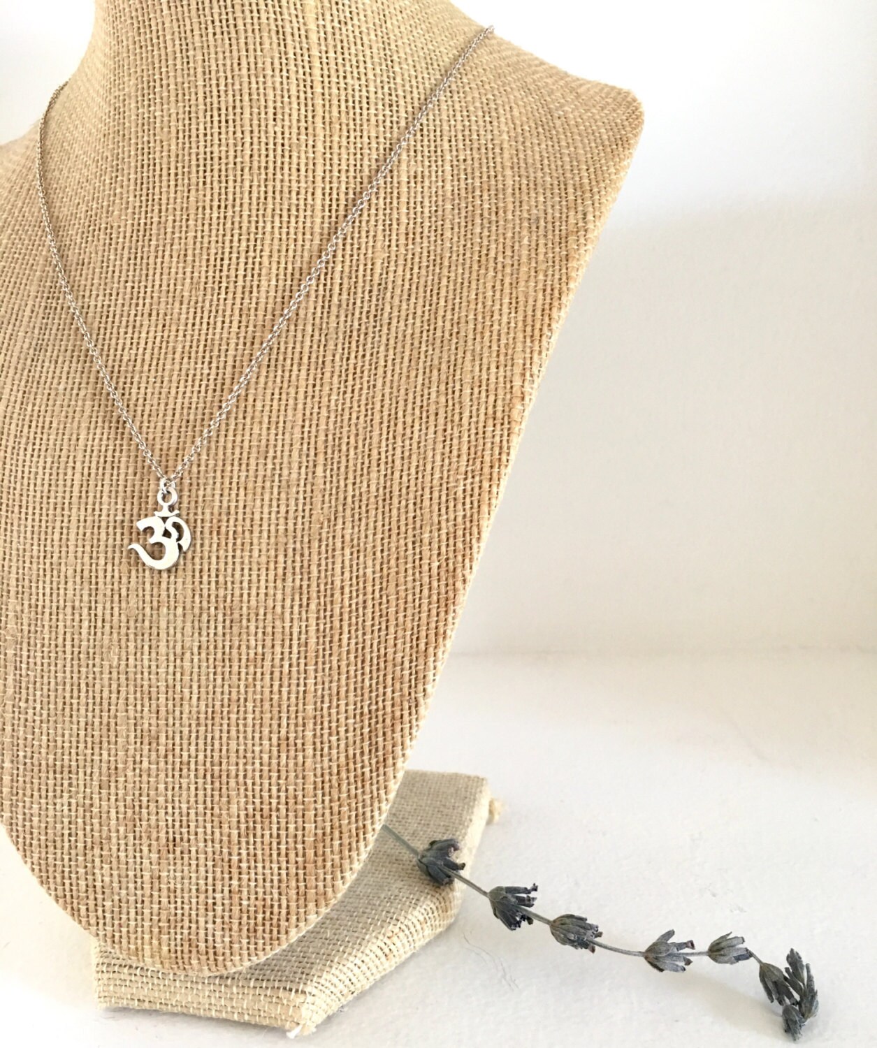 sterling Silber Om Halskette - Ohm Yoga Zen Spirituelle Meditations -.925 von metalandivy