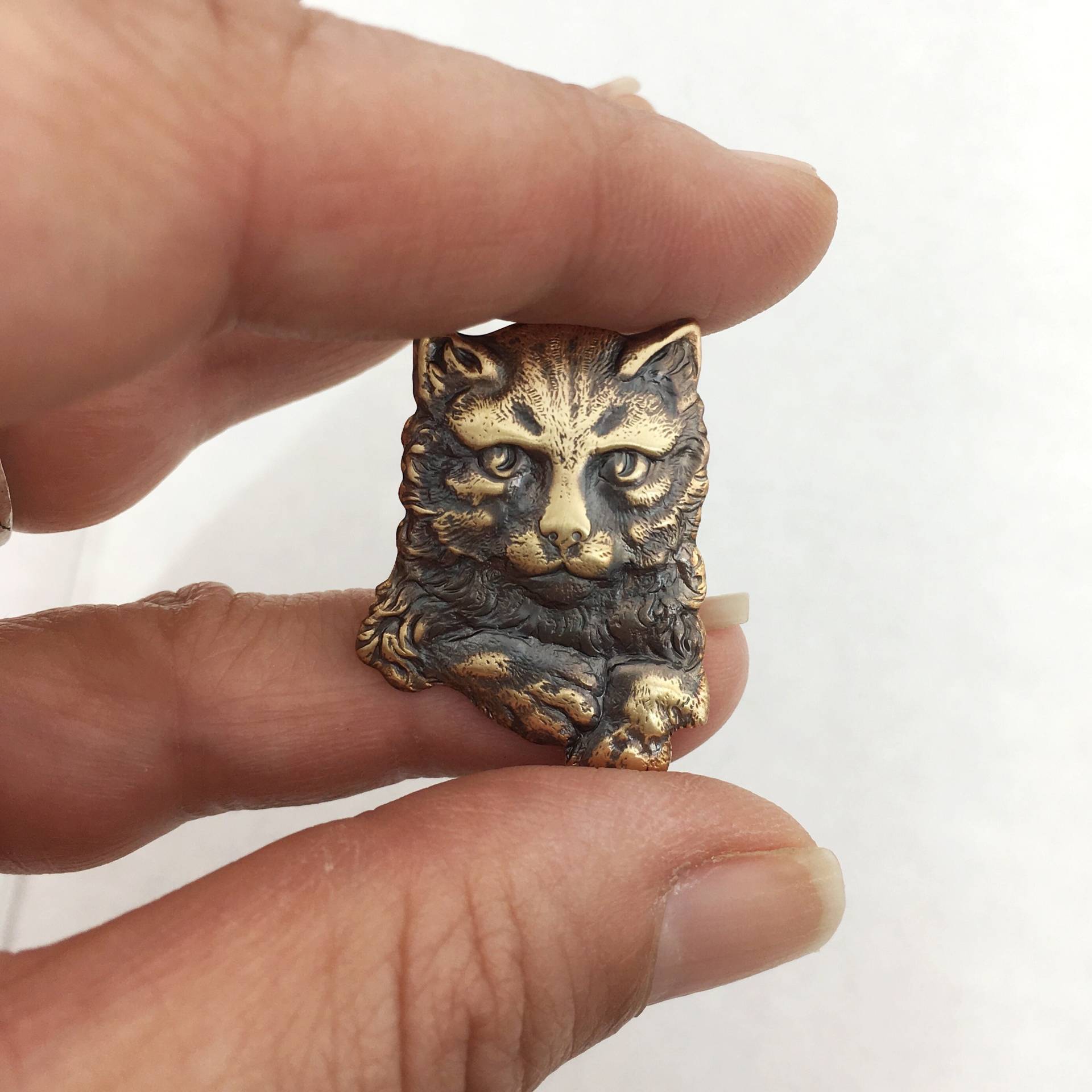 Katzen Anstecknadel, Katzendame Geschenk, Schmuck, Brosche, Tier Katze, Liebhaber Katzen, Katzenliebhaber von metalclothandwood