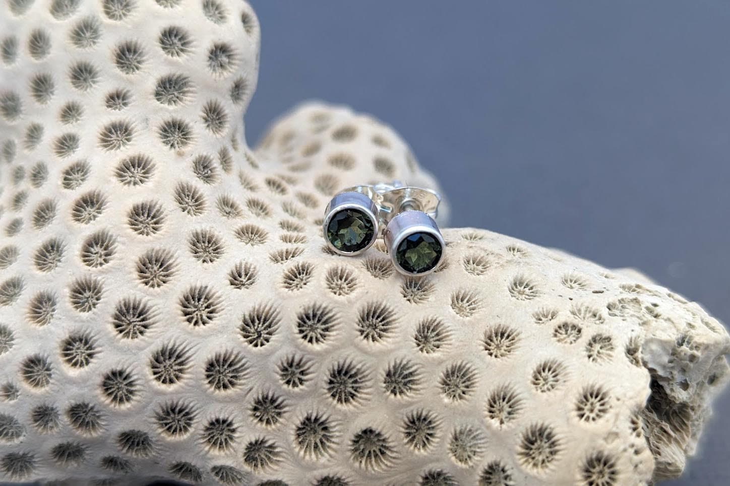 Grüne Turmalin Tube Set Ohrstecker von metamorph