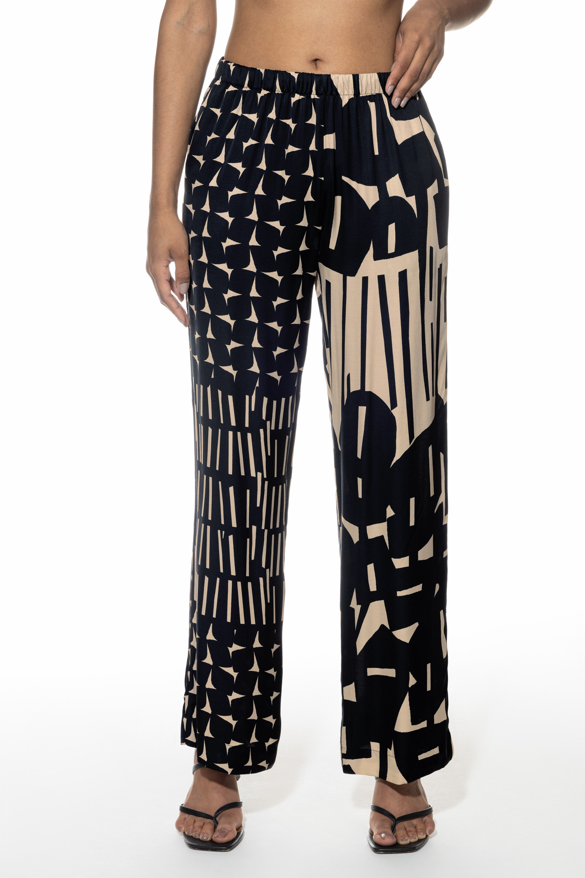 Hose lang Serie Evening Geometric Schwarz Hose lang Serie Evening Geometric Schwarz von mey