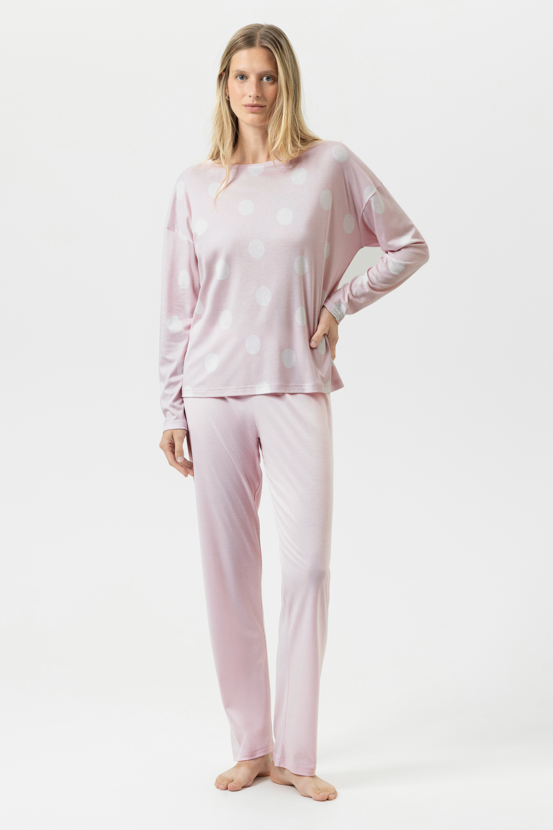 Langer Pyjama Serie Pretty Dots Pink Parfait von mey