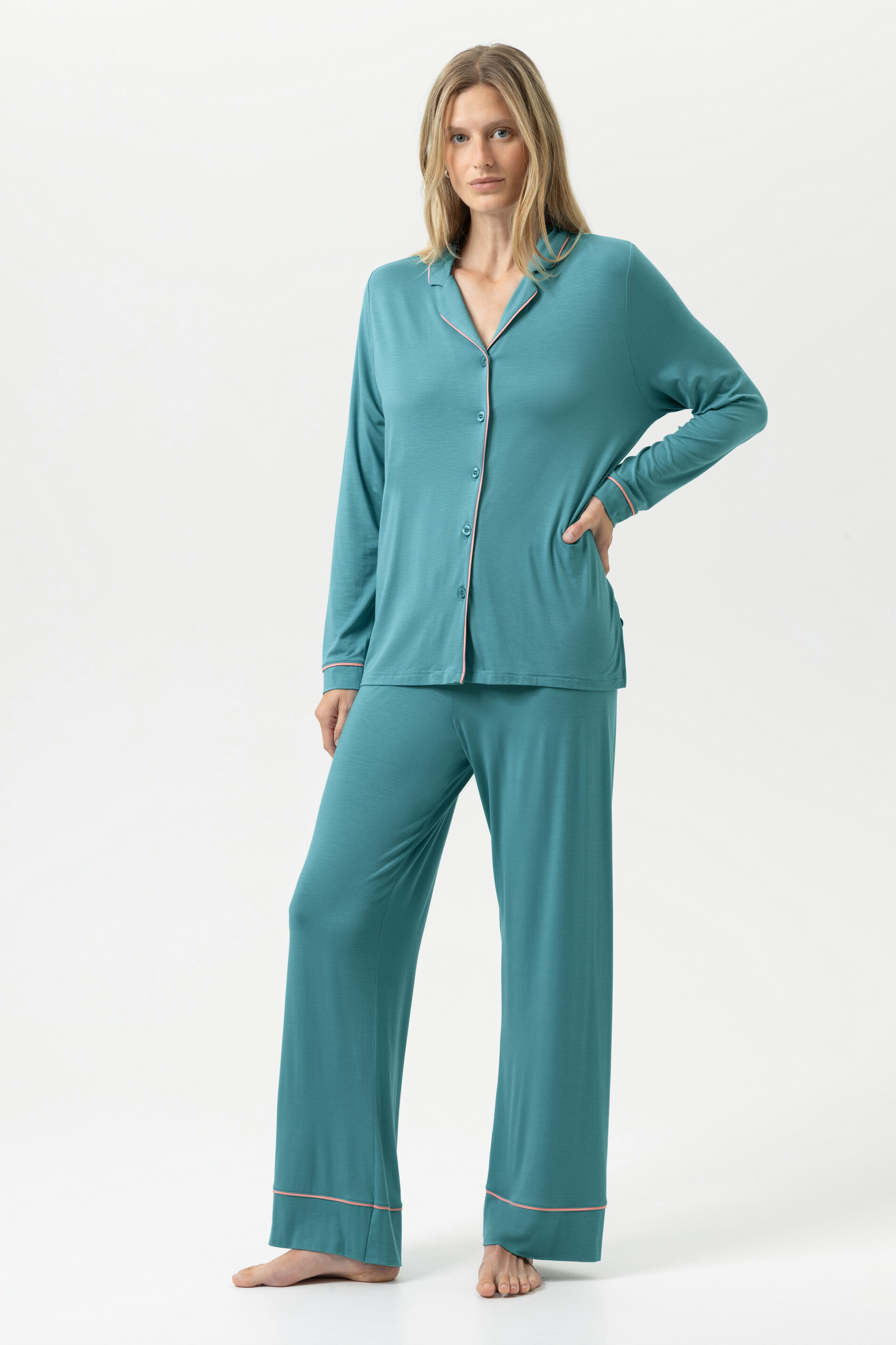 Langer Pyjama Serie Pure Chic Teal Dream von mey