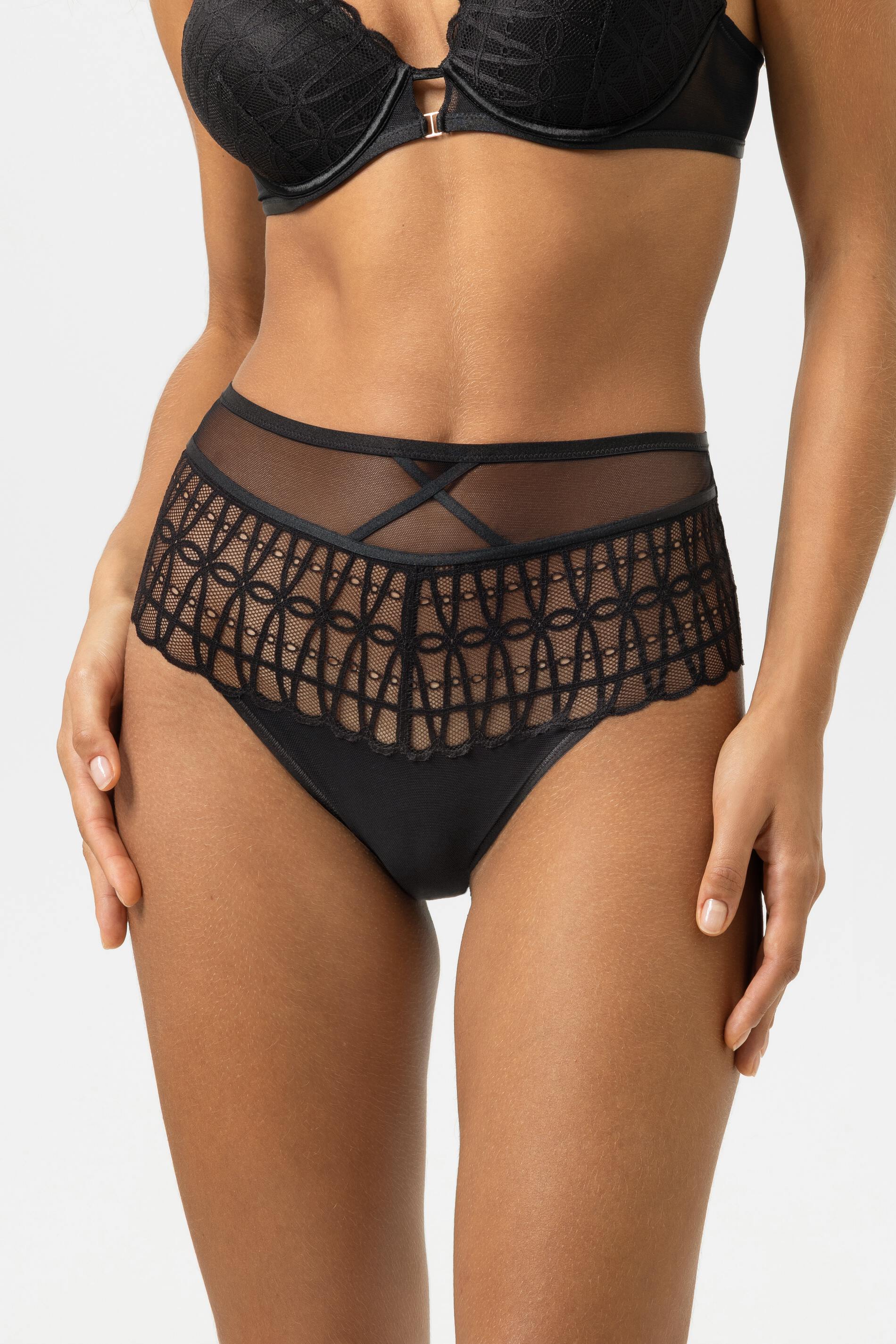 Taillenslip Serie Captivating Schwarz von mey