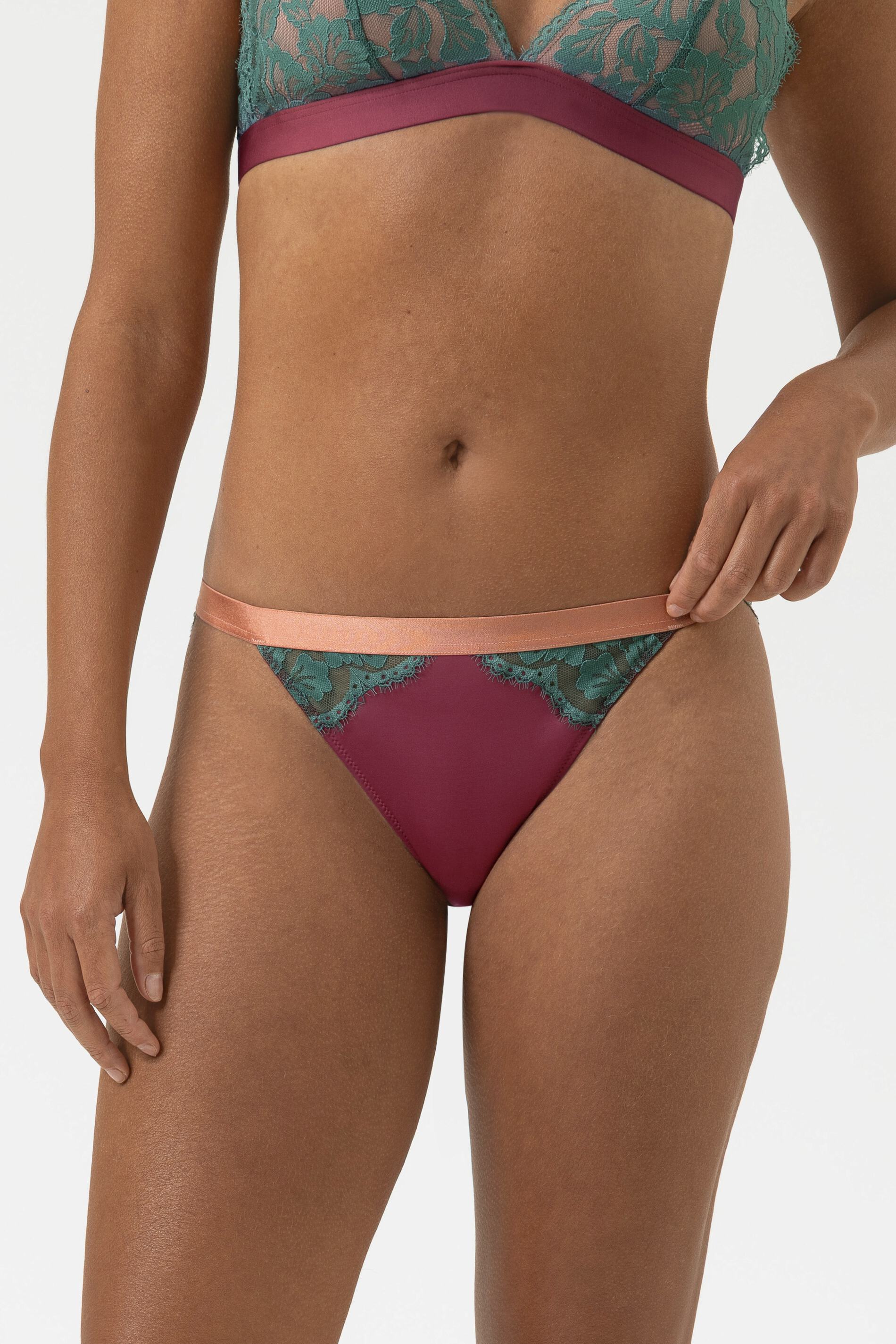 Tanga Serie Poetry Vogue Beau Bordeaux von mey