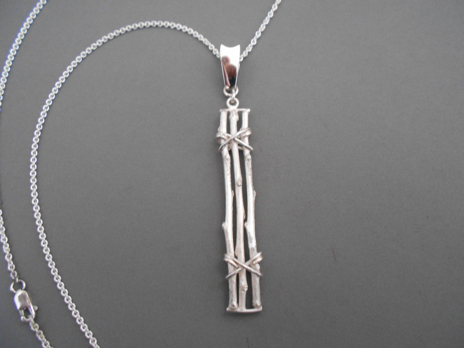 Massiver Alter Zaun-Anhänger Aus Silber von michaelLionel