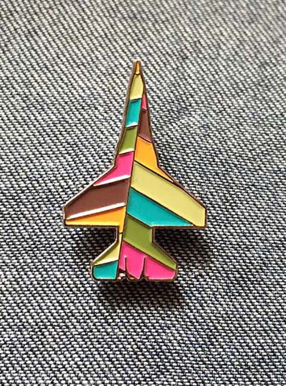 F16 Razzle Dazzle Emaille Pin F16 Razzle Dazzle Emaille Pin von michelleconstantine