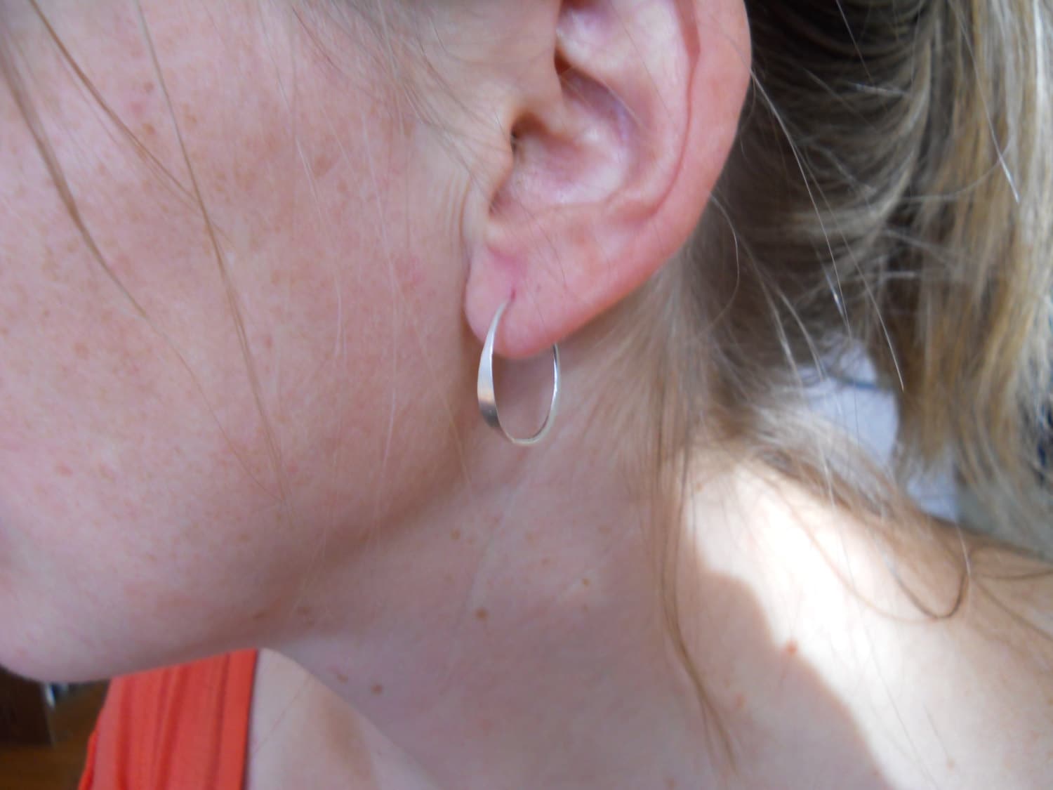 x Kleine Gehämmerte Sterling Creolen x Kleine Gehämmerte Sterling Creolen von michelleestell