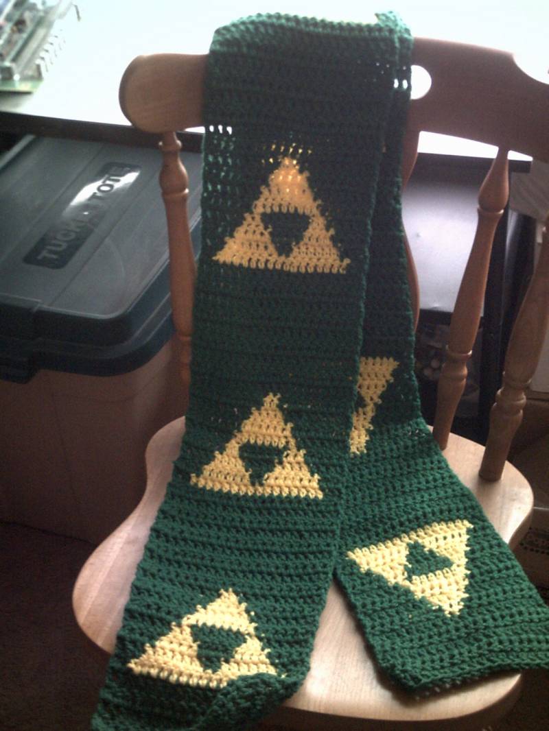Legend Of Zelda Triforce Schal - Sonderanfertigung Legend Of Zelda Triforce Schal - Sonderanfertigung von michigami