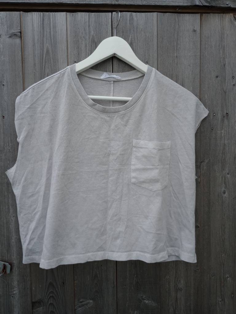 Graues Ärmelloses T-Shirt/Basics Boho Sommer Tops Crop Graues Ärmelloses T-Shirt/Basics Boho Sommer Tops Crop von mikosuns