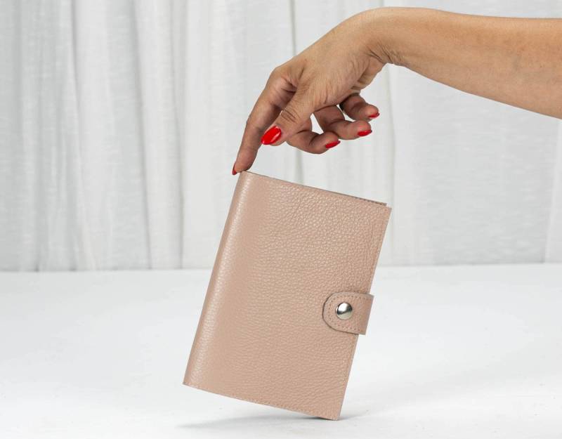 Große Handy Geldbörse Aus Pudrigem Leder in Pink, Braune Für Frauen - Iole Wallet von milloo