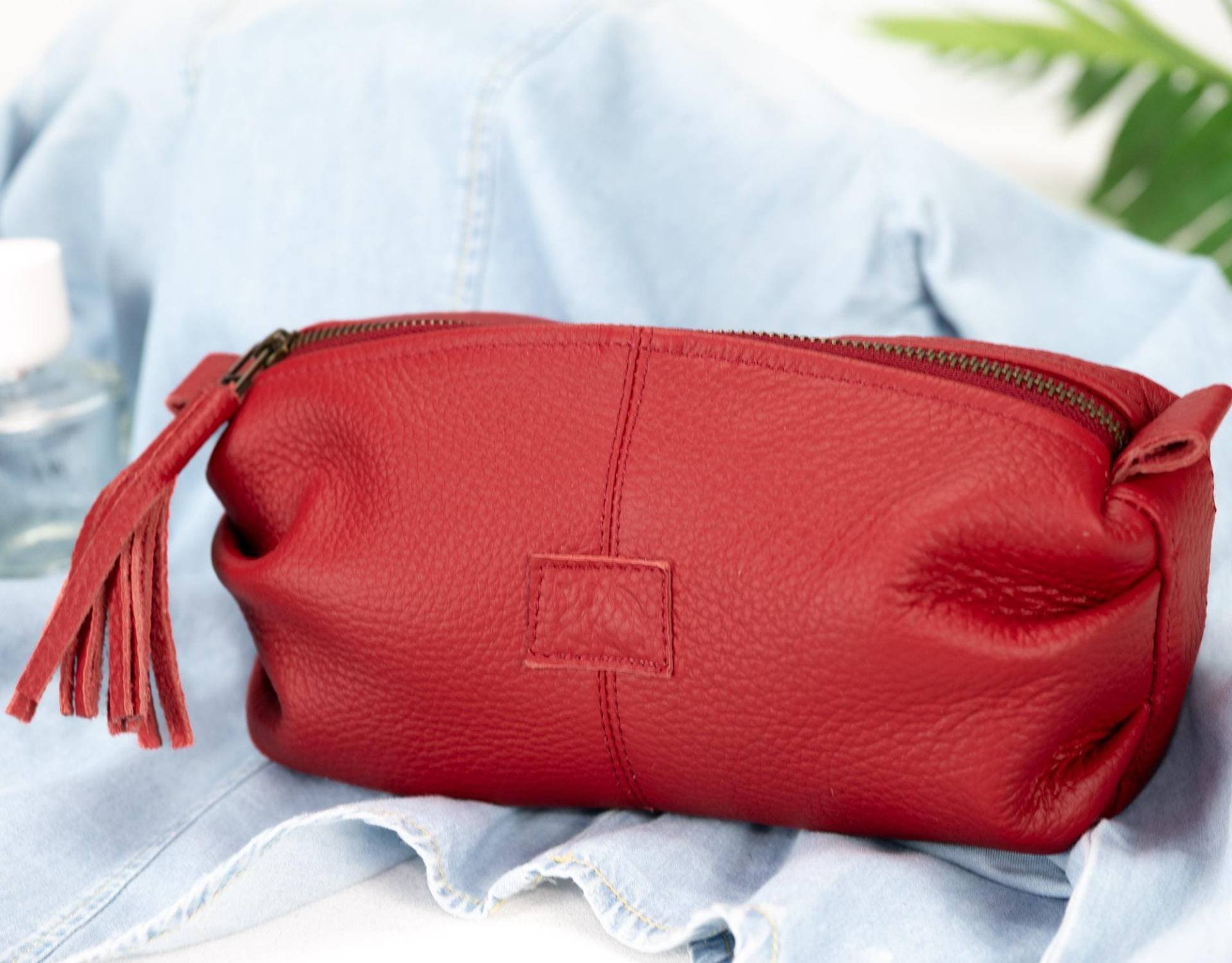 Rote Leder Make-Up Tasche Ariadne Kosmetiktasche, Reißverschluss-Kupplung von milloo