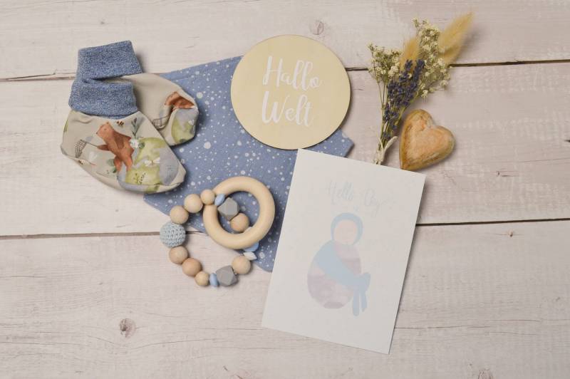 Geschenkbox Zur Geburt Bär Mit Karte Hello Boy von mimiundpipa