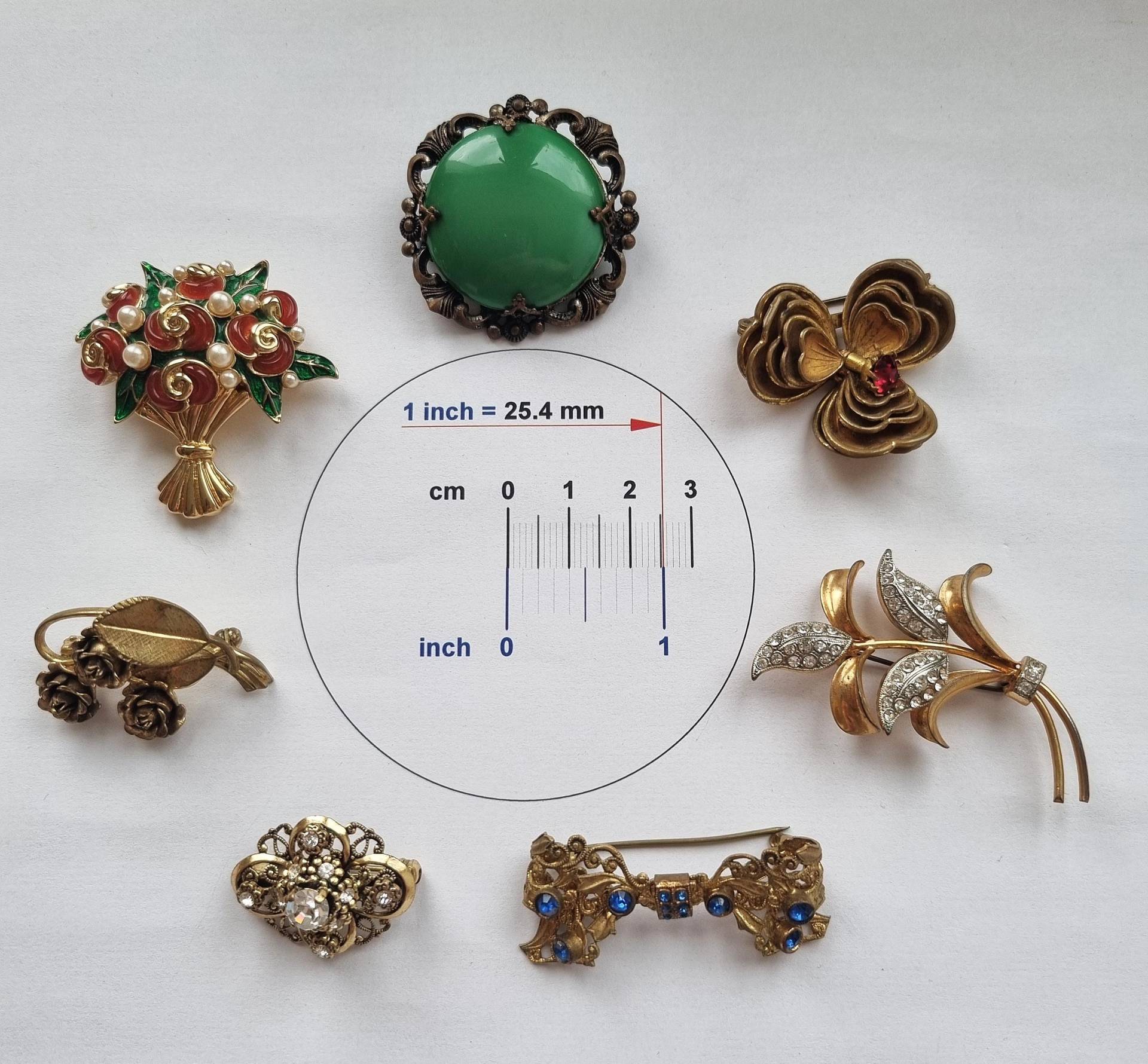 Set Aus Alten Vintage Broschen, Verschiedene Größen Schleife Rosen Blumenstrauß Brosche Bundle Sammlung 7 Stück Nr. 11 von mimreus