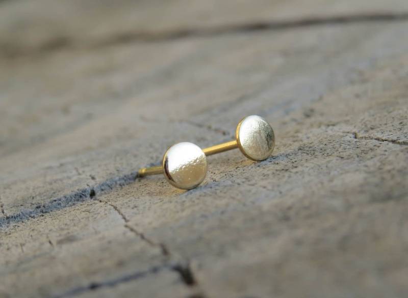 4 Mm Gold Ohrstecker, Runde 14K Gefüllt Einfache Goldschmuck, Dot Pebble Bolzen, Minimale Ohrringe 4 Mm Gold Ohrstecker, Runde 14K Gefüllt Einfache Goldschmuck, Dot Pebble Bolzen, Minimale Ohrringe von miniLALI