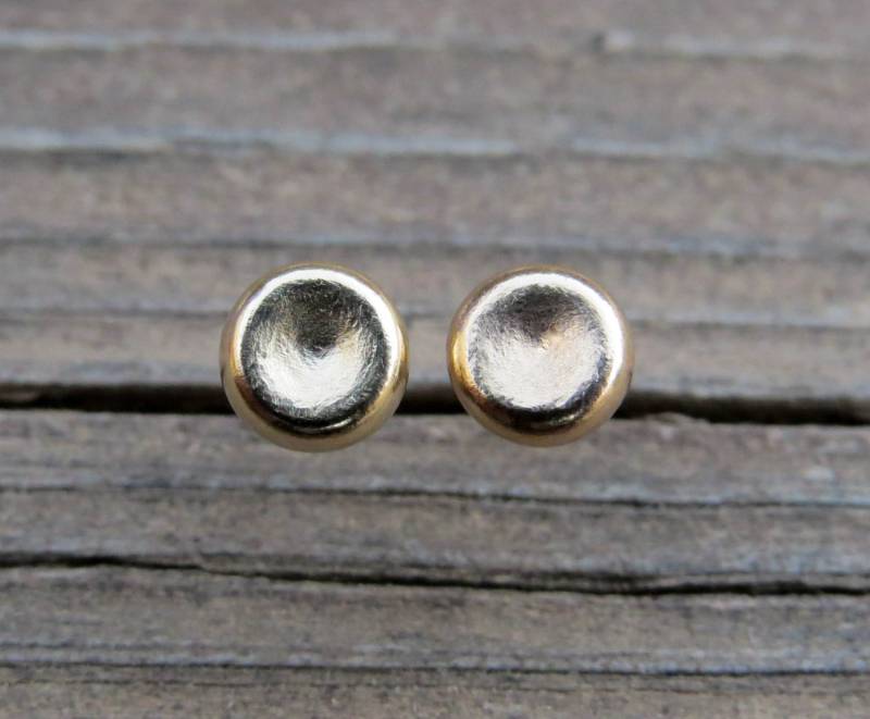 5 Mm Gold Ohrstecker 14K Filled Einfache Gehämmerte Runde Ohrstecker, Goldschmuck, Dot Pebble Minimale Ohrringe 5 Mm Gold Ohrstecker 14K Filled Einfache Gehämmerte Runde Ohrstecker, Goldschmuck, Dot Pebble Minimale Ohrringe von miniLALI