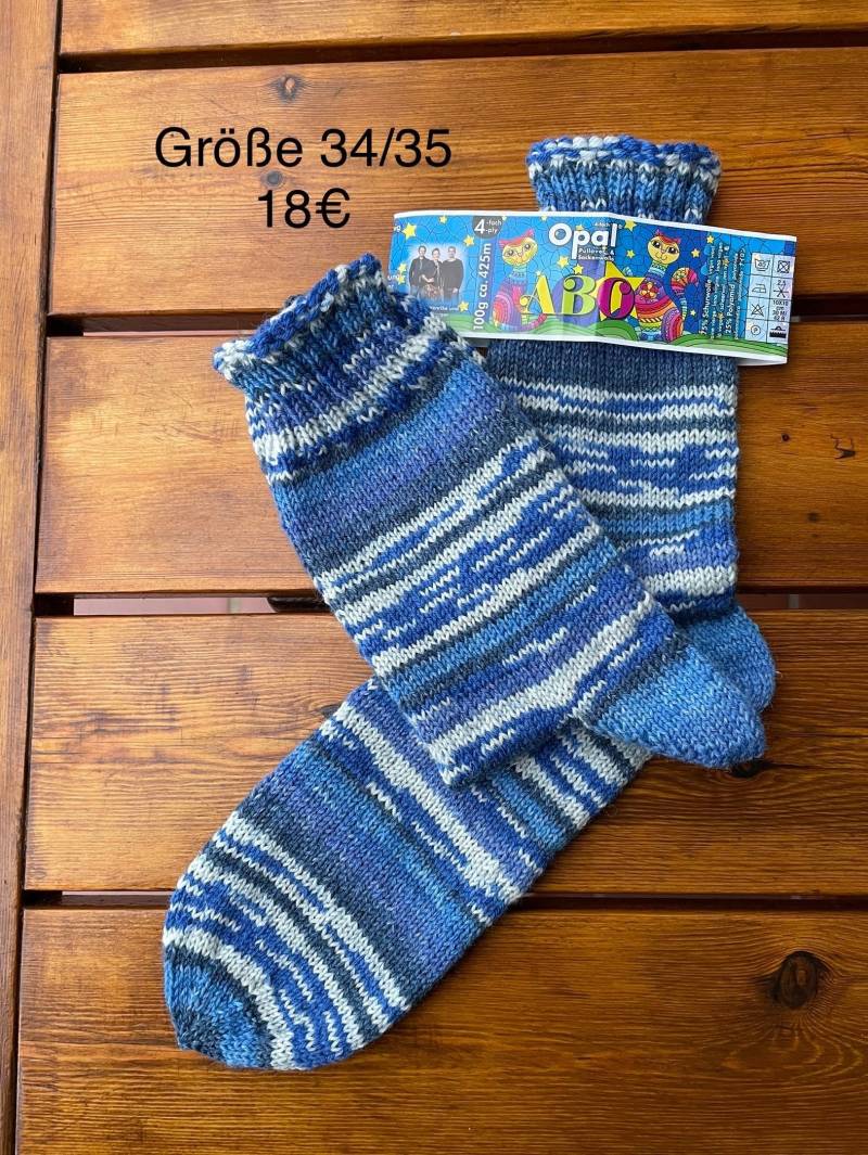 Handgestrickte Socken 34/35 von miniMataStricken