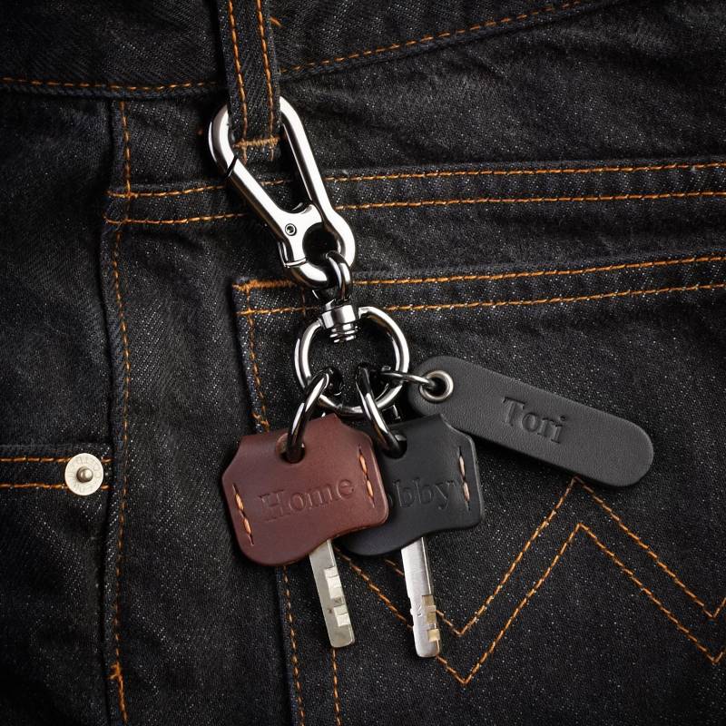Handgefertigte Leder Schlüsselanhänger Mit Drehkarabiner - Personalisiertes Geschenk Handgefertigte Leder Schlüsselanhänger Mit Drehkarabiner - Personalisiertes Geschenk von miniMoreLeather