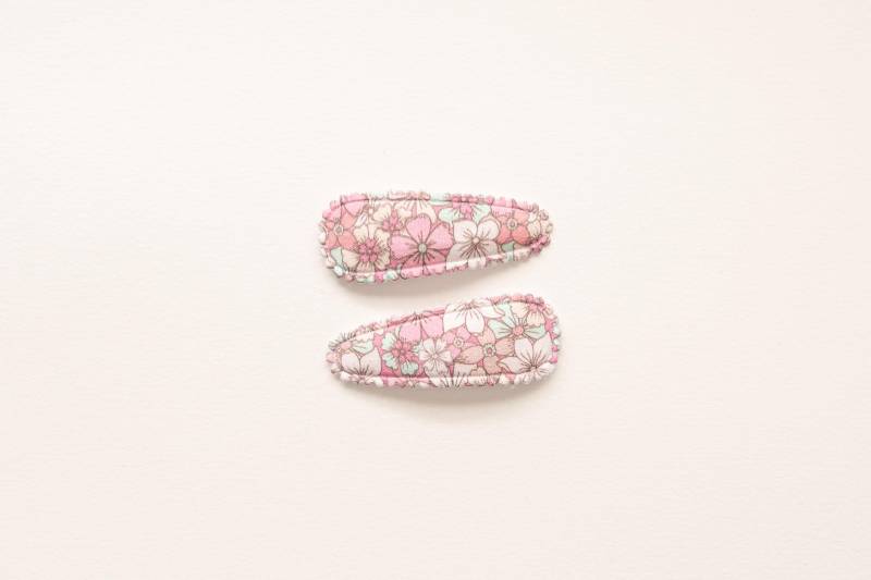 Set Mit 2 Rosa Blumen Stoffclips, Baby-Mädchen-Haarclip, Mädchen-Haar-Accessoire, Kleinkind-Haar-Accessoire, Fransenclip, Weiche Haarclips von miniapricotcompany