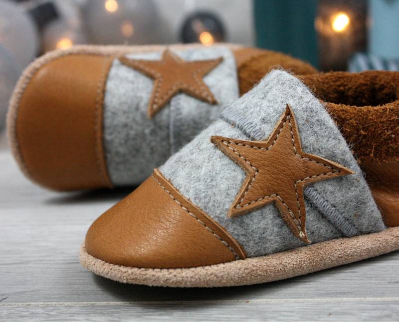 Bio Leder Krabbelschuhe Minifußbio898, Hausschuhe Für Kleinkinder, Babyschuhe Aus Pflanzlich Gegerbtem Und 100% Schurwollfilz von minifussdesign