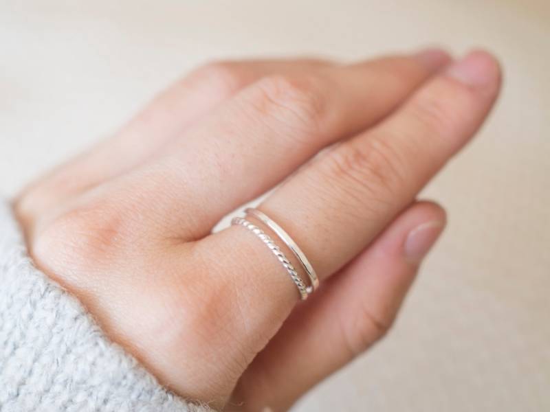 Dünne Silber Ring Set, Sterling Twist Gehämmerte Midi Ringe, Silberringe Für Frauen von minimalaccents