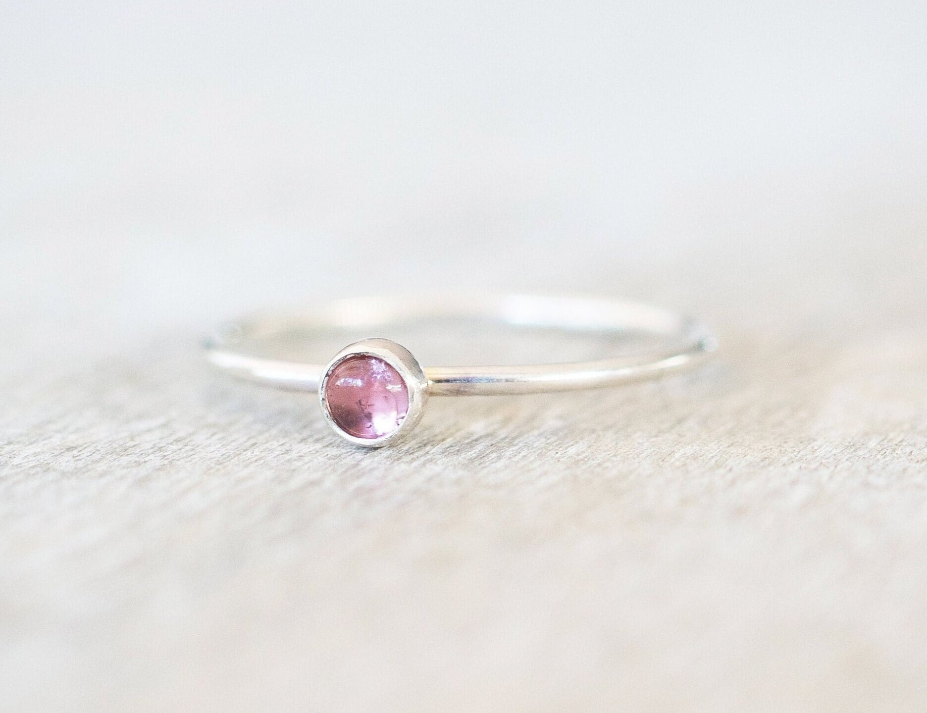 Super Dünner Silber 3mm Rosa Turmalin Ring, Sterling Edelstein Ringe Für Frauen, Oktober Birthstone von minimalaccents