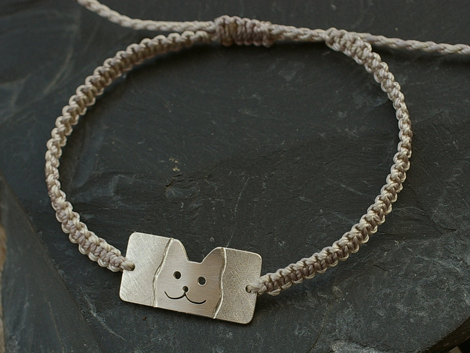 Armband Katze Silber 925 Verstellbar Makramee Katzenkopf Armband Katze Silber 925 Verstellbar Makramee Katzenkopf von minkasdesign