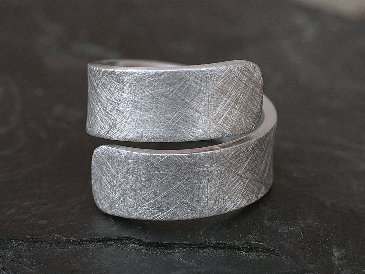 Spiralring Aluminium Eismatt, Ring Offen Verstellbar Spiralring Aluminium Eismatt, Ring Offen Verstellbar von minkasdesign