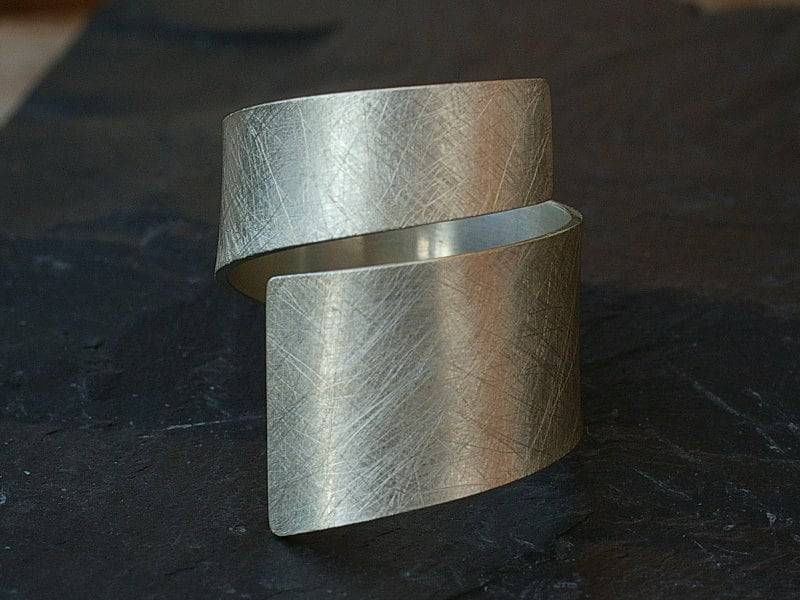 Spiralring Silber Eismatt Oder Glatt Bandring Offen von minkasdesign