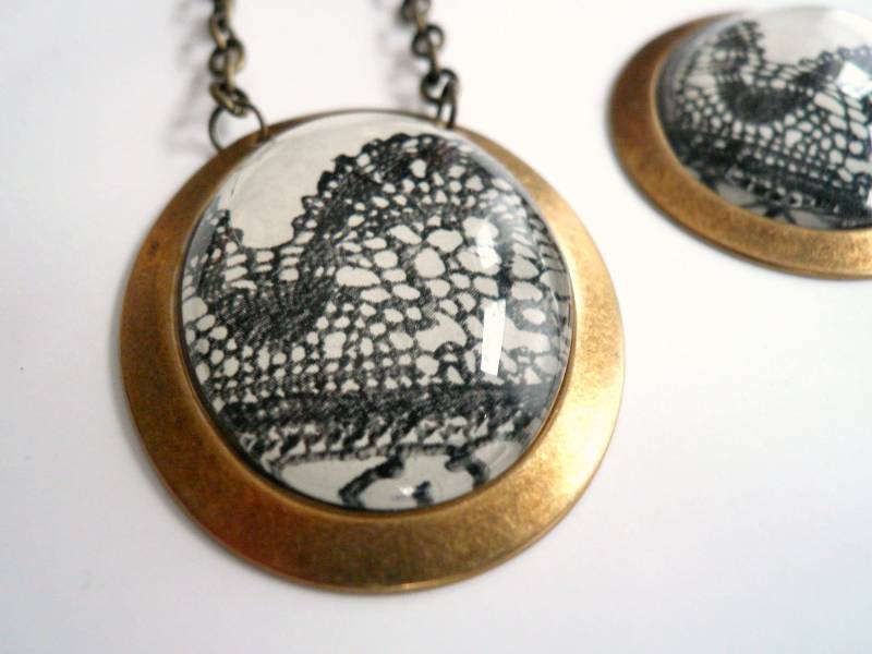 Schwarz Und Weiß Statement Halskette, Kamee Handgemachte Vintage Kunst Halskette Mit Großem Anhänger, Große Gliederkette in Benutzerdefinierter Länge Schwarz Und Weiß Statement Halskette, Kamee Handgemachte Vintage Kunst Halskette Mit Großem Anhänger, Große Gliederkette in Benutzerdefinierter Länge von minusOne