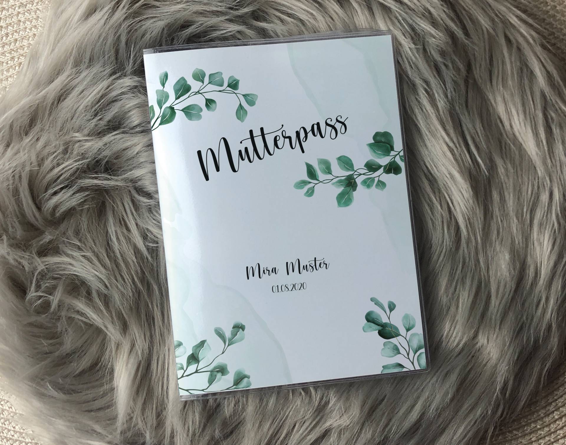 Mutterpass Hülle "Eucalyptus" Personalisiert Mutterpass Hülle "Eucalyptus" Personalisiert von miraswelten