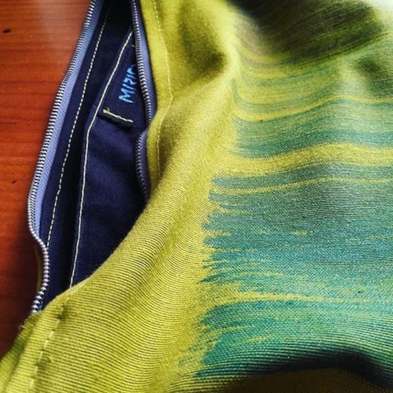 Unikat Zitronen Reissverschluss-Täschchen Grosse Geldbörse Schminktasche Handbemalt Unikat Zitronen Reissverschluss-Täschchen Grosse Geldbörse Schminktasche Handbemalt von miritaTshirts