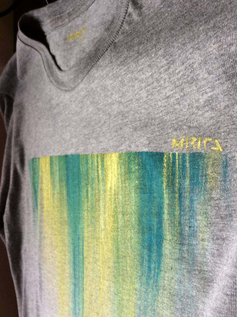 Vertigo Handbemaltes T-Shirt Langarm Grau Melange Einzigartiges Geschenk Vertigo Handbemaltes T-Shirt Langarm Grau Melange Einzigartiges Geschenk von miritaTshirts