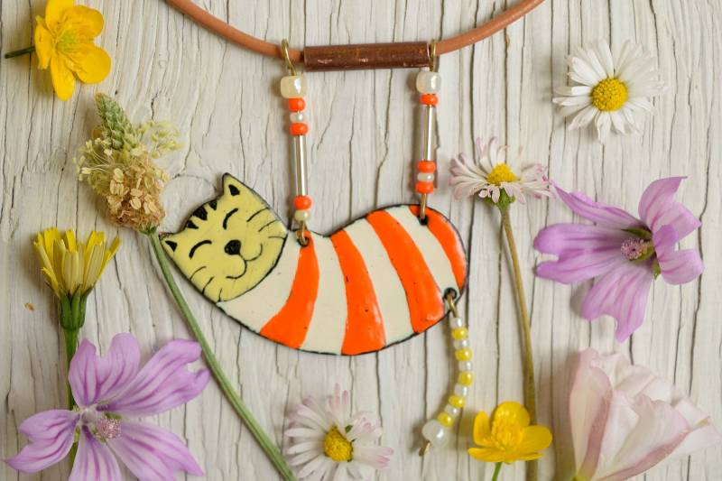 Emaille Anhänger, Halskette, Katzen Orange Katze, Katzenform, Boho Gestreifte Tabby Schmuck Emaille Anhänger, Halskette, Katzen Orange Katze, Katzenform, Boho Gestreifte Tabby Schmuck von miskka