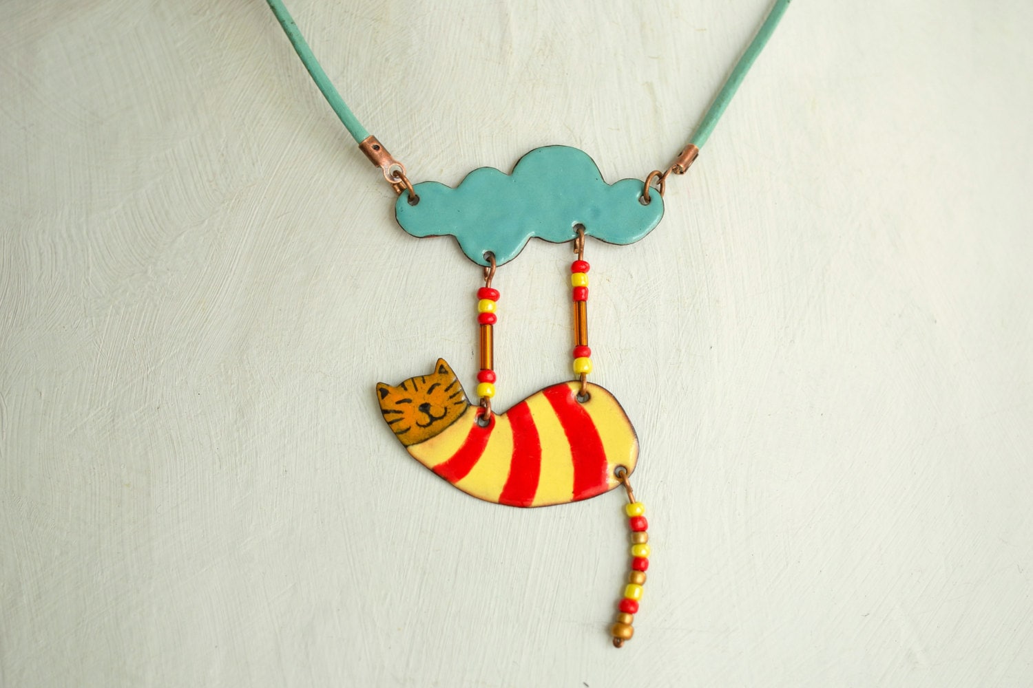 Emaille Anhänger, Katzen Halskette, Boho Wolke Und Katze, Gestreifter Schmuck, Schmuck Emaille Anhänger, Katzen Halskette, Boho Wolke Und Katze, Gestreifter Schmuck, Schmuck von miskka