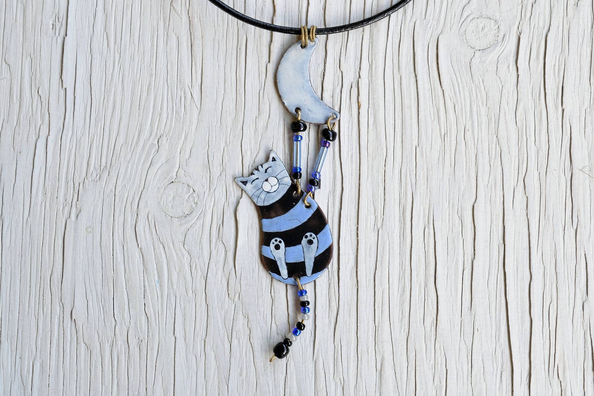 Emaille Halskette, Katze Schmuck, Schwarze Katze, Und Mond, Mond Gestreift Getigerte Emaille Halskette, Katze Schmuck, Schwarze Katze, Und Mond, Mond Gestreift Getigerte von miskka
