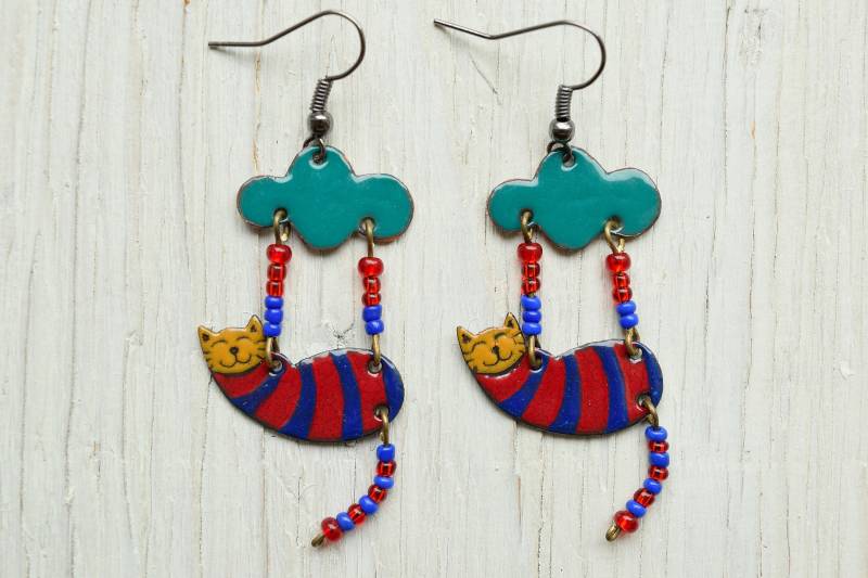 Emaille Ohrringe, Katzenohrringe, Schmuck, Katzenschmuck, Katzenförmige Wolke, Blau Rot, Gestreifte Türkis, Für Katzenfans Emaille Ohrringe, Katzenohrringe, Schmuck, Katzenschmuck, Katzenförmige Wolke, Blau Rot, Gestreifte Türkis, Für Katzenfans von miskka