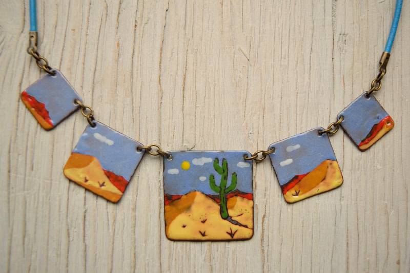 Panorama Landschaft, Wüste Schmuck, Emaille Halskette, Kelso Dünen, Statement Boho Emaille, Kaktus Kaktus Panorama Landschaft, Wüste Schmuck, Emaille Halskette, Kelso Dünen, Statement Boho Emaille, Kaktus Kaktus von miskka