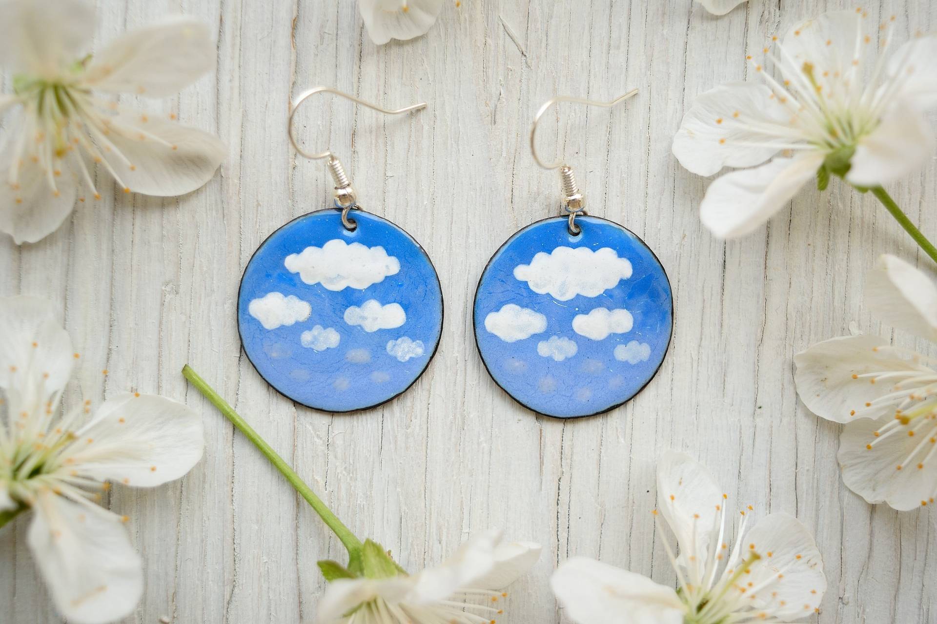 Wolken Ohrringe, Wolke Im Himmel Flugzeug Fenster, Panorama Himmel, Schmuck, Emaille Fliegen Wolken Ohrringe, Wolke Im Himmel Flugzeug Fenster, Panorama Himmel, Schmuck, Emaille Fliegen von miskka