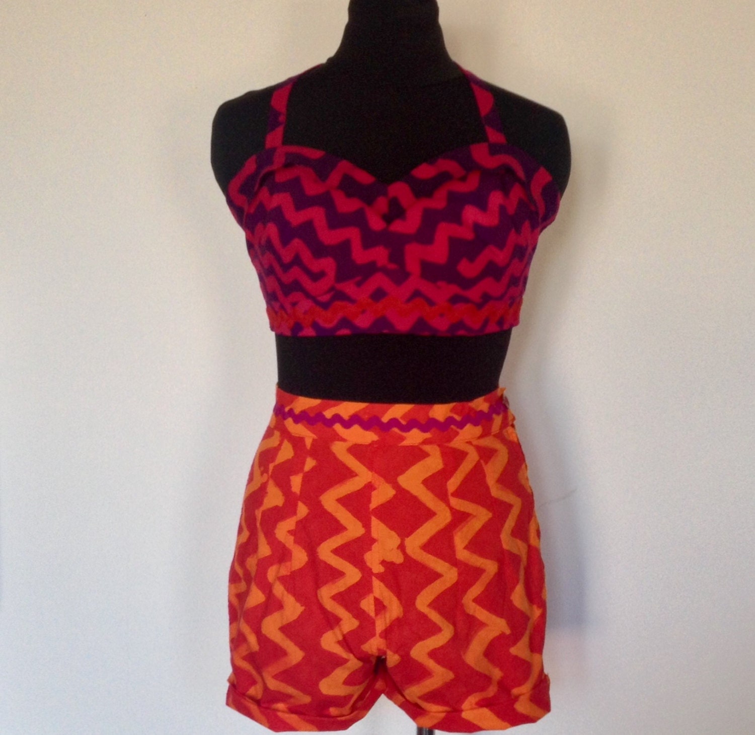 Tolle 2-Teilige Strand-Shorts Und Bh-Top in Größe 42 von misslizzylondon