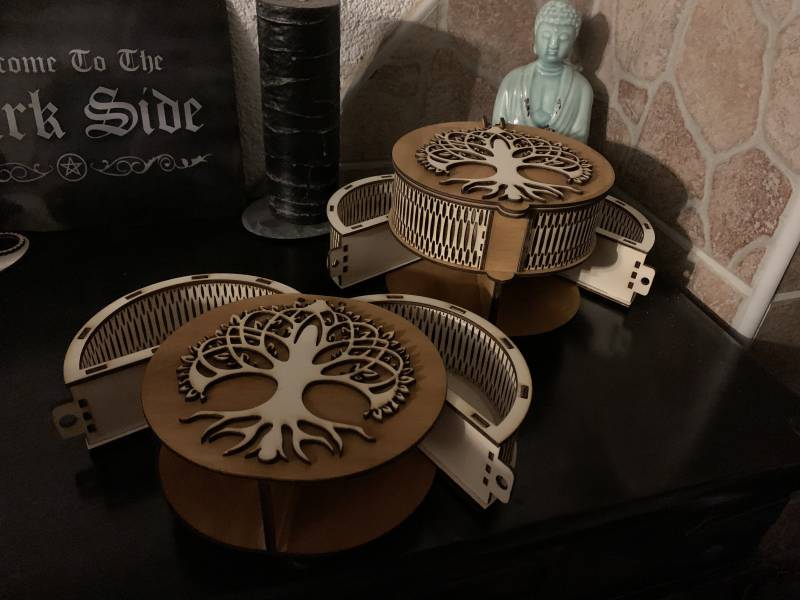 Holzkästchen Set 2 Kästchen Mit Ygdrassil Dem Lebensbaum Holzkästchen Set 2 Kästchen Mit Ygdrassil Dem Lebensbaum von misterkerosin