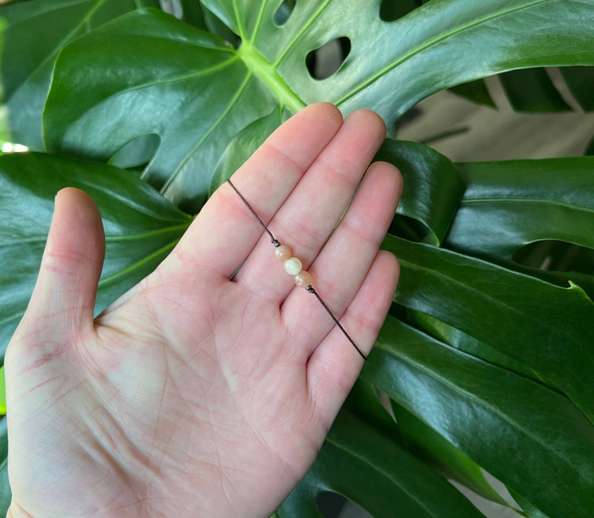 Mondstein Armband/Aus Natursteinen Zierliches Perlenarmband von mitNino