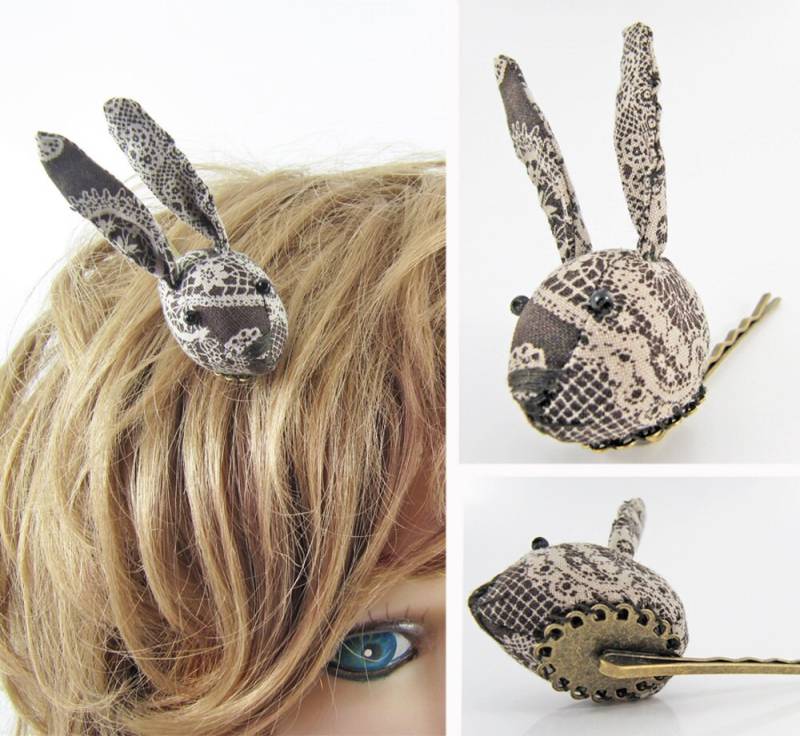 Made-To-Order | 1 - 2 Wochen Bunny Hair Clip- Brown Lace Print Made-To-Order | 1 - 2 Wochen Bunny Hair Clip- Brown Lace Print von miwary