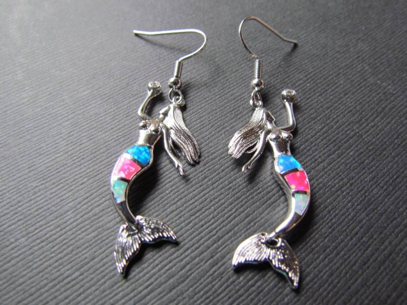 Meerjungfrau-Ohrringe - Gemischt Opalschmuck Blau Opal Ohrringe Ozean-Charms Meerjungfrau-Perlen von mizzoktober