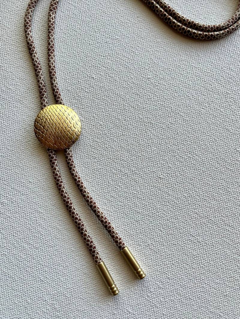 Vintage Schlangenleder Bolo Aus Messing Vintage Schlangenleder Bolo Aus Messing von mjmossdesigns