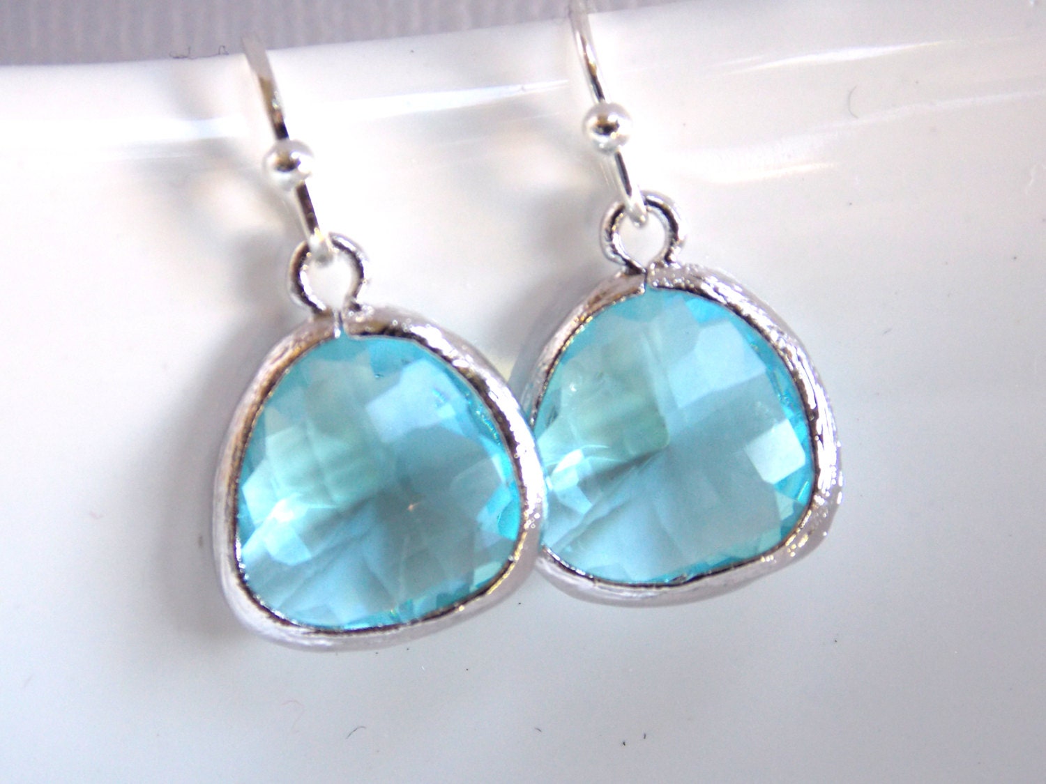 Blaue Ohrringe, Aquamarin Aqua, Weiches Blau, Silber, Baumeln, Tropfen, Brautjungfer Braut Ohrringe Schmuck, Geschenke Blaue Ohrringe, Aquamarin Aqua, Weiches Blau, Silber, Baumeln, Tropfen, Brautjungfer Braut Ohrringe Schmuck, Geschenke von mlejewelry