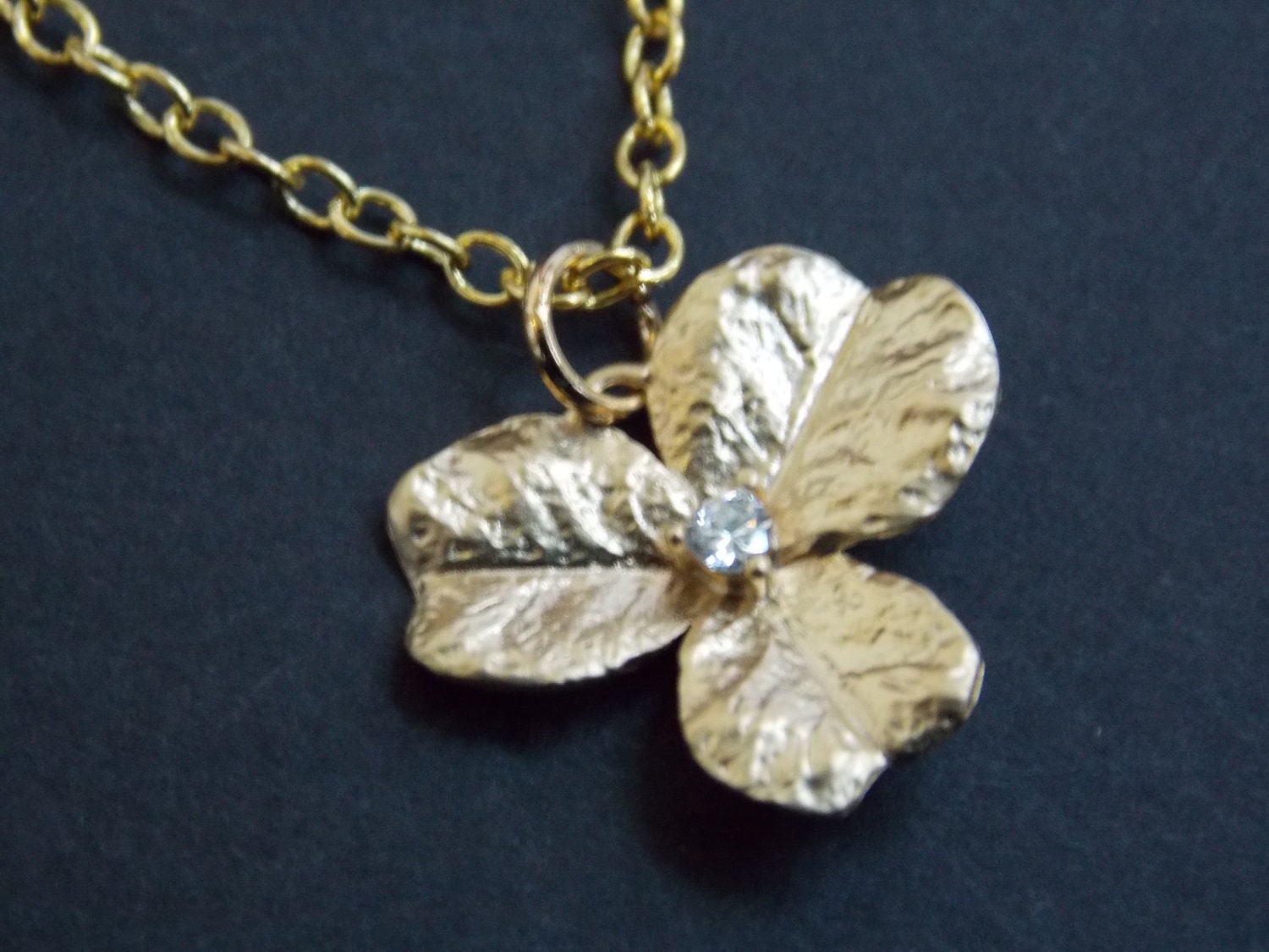 Blumen Halskette, Gold Anhänger, Zirkonia, Orchidee Brautjungfer Geschenk Blumen Halskette, Gold Anhänger, Zirkonia, Orchidee Brautjungfer Geschenk von mlejewelry