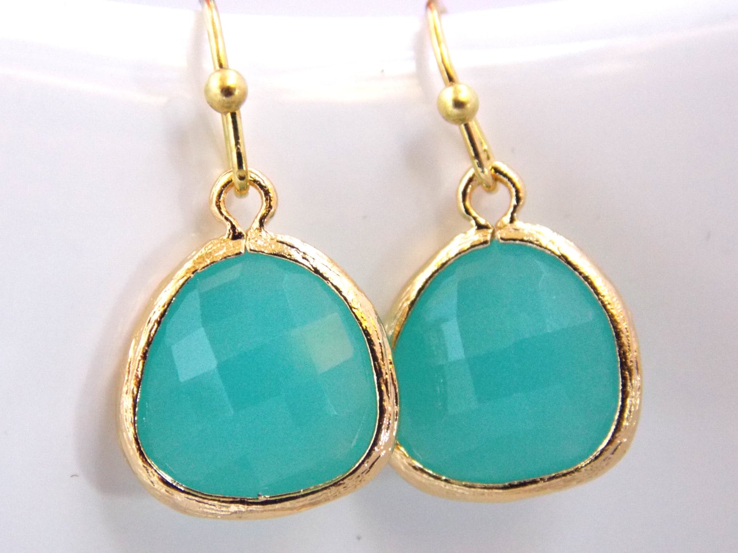 Gold Mint Ohrringe, Aqua Grün, Blau, Seafoam, Glas, Brautjungfer Braut Ohrringe Schmuck, Geschenke Gold Mint Ohrringe, Aqua Grün, Blau, Seafoam, Glas, Brautjungfer Braut Ohrringe Schmuck, Geschenke von mlejewelry