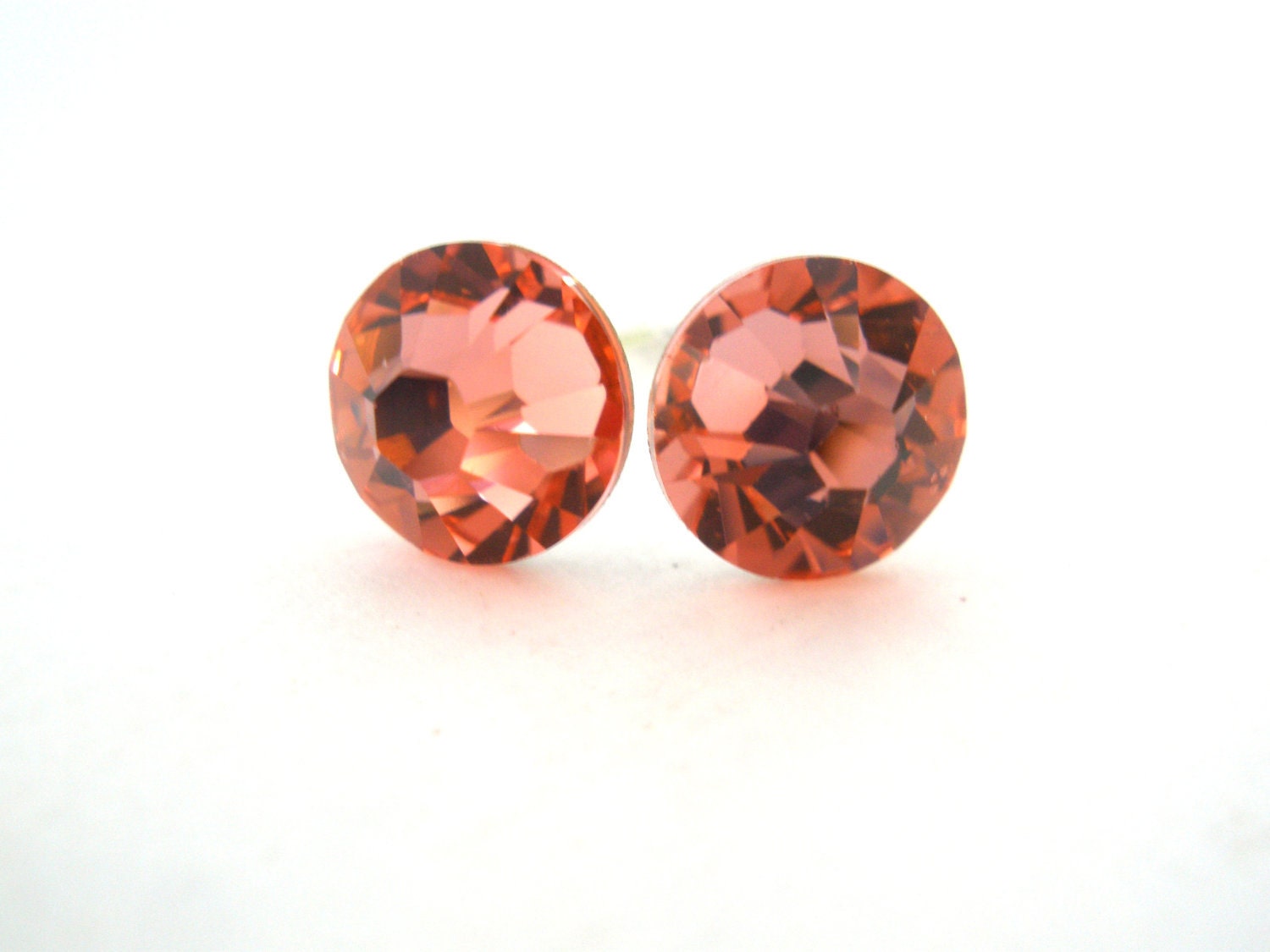 Kristall Ohrstecker, Pfirsich Swarovski Rose Pfirsich, Frühlingsohrringe, Brautjungfer Ohrringe Kristall Ohrstecker, Pfirsich Swarovski Rose Pfirsich, Frühlingsohrringe, Brautjungfer Ohrringe von mlejewelry