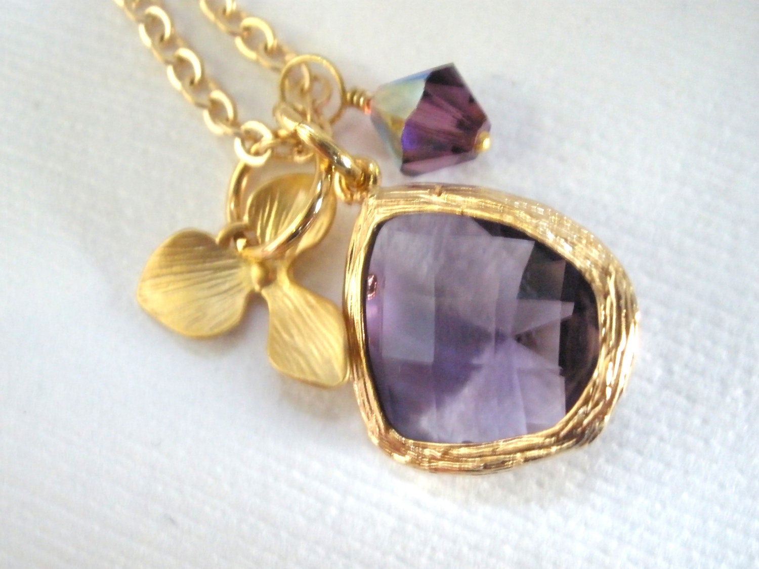 Lila Halskette, Orchidee Blumen Glas Kristall Gold Swarovski, Brautjungfern Geschenke Lila Halskette, Orchidee Blumen Glas Kristall Gold Swarovski, Brautjungfern Geschenke von mlejewelry