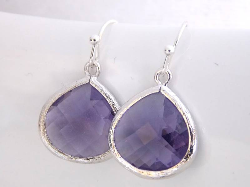 Lila Ohrringe, Glasohrringe, Silber Amethyst, Lavendel, Tropfen, Tanzanit, Brautjungfer Brautschmuck, Geschenke Lila Ohrringe, Glasohrringe, Silber Amethyst, Lavendel, Tropfen, Tanzanit, Brautjungfer Brautschmuck, Geschenke von mlejewelry